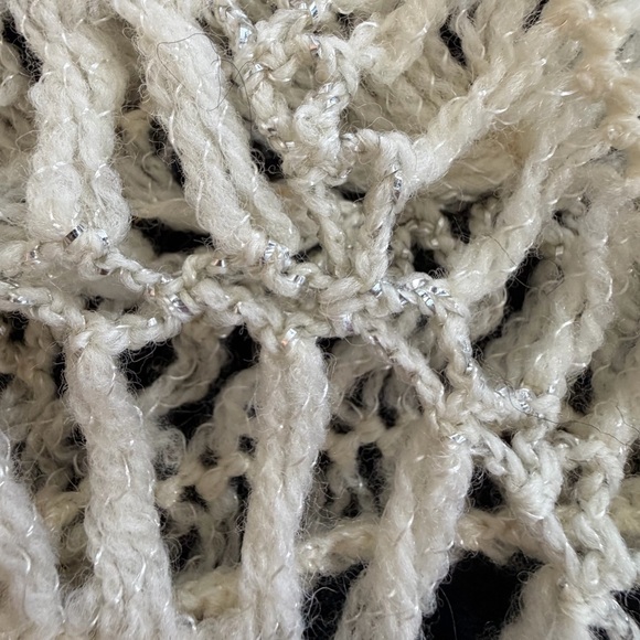 Vintage handmade crochet shawl wrap ivory cream OS - Picture 4 of 8